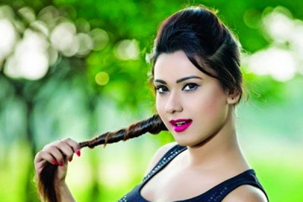 নতুনভাবে আবির্ভাব হচ্ছে নায়িকা ববির