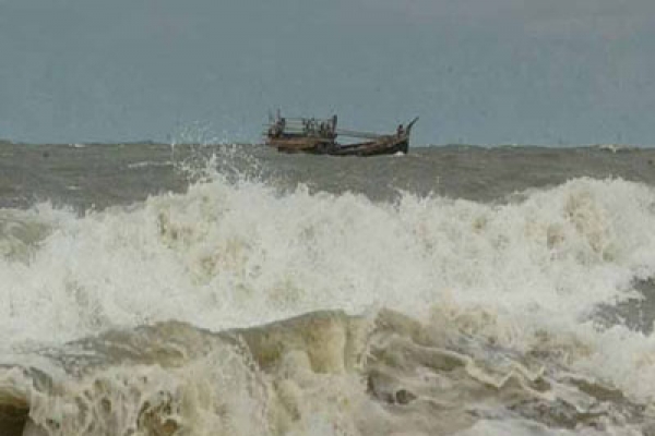 বঙ্গোপসাগরে গভীর নিম্নচাপ, ভয়াবহ ঘূর্ণিঝড়ের আশঙ্কা