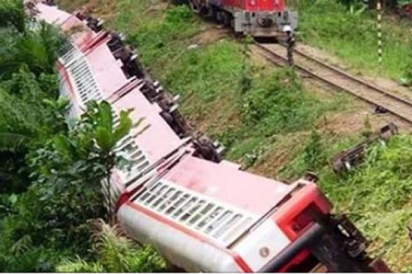 ক্যামেরুনে ভয়াবহ রেল দুর্ঘটনা, নিহত ৫৫, আহত ৫৭৫