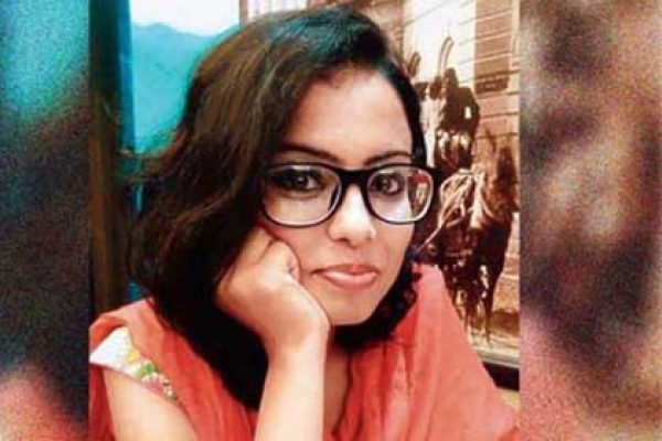 নতুন চাকরির প্রথম রাতেই প্রাণ গেল তরুণীর