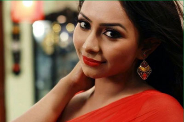 এসব কারণে এক বছরের জন্য নিষিদ্ধ সুন্দরী এই অভিনেত্রী