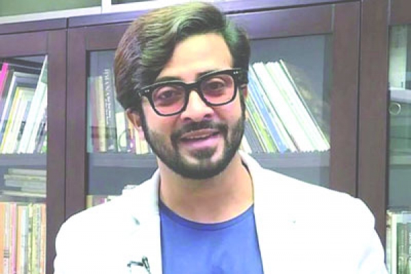 নতুন লুকে শাকিব খান