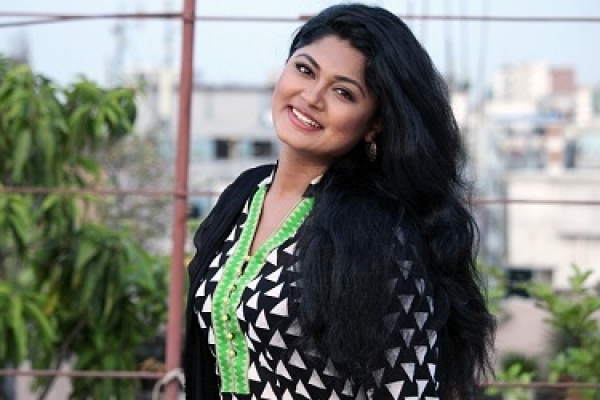 পাত্র খুঁজছেন মৌসুমী