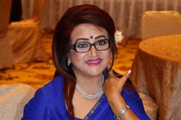 অশ্লীলতার প্রতিবাদ করায় লাঞ্ছিত হয়েছিলাম : ববিতা
