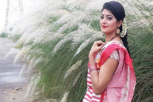 বিয়ে ভাঙার পর যে সিদ্ধান্তটির কথা জানিয়ে ফের আলোচনায় কন্ঠশিল্পী সালমা