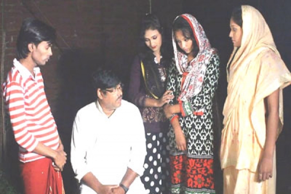 হিরো আলমের অপরাধ