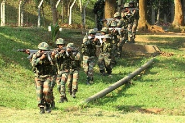 এইমাত্র পাওয়া খবর, ভারতীয় সীমান্তে ১০ লক্ষ সেনা মোতায়েন