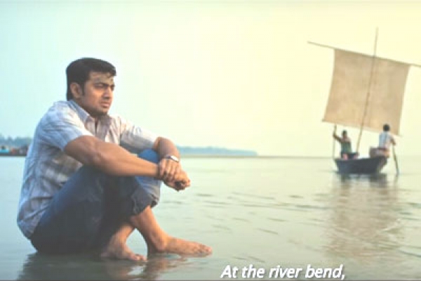 নায়ক দেবকে দেখতে সাঁতরে আসেন ৫০০ লোক!