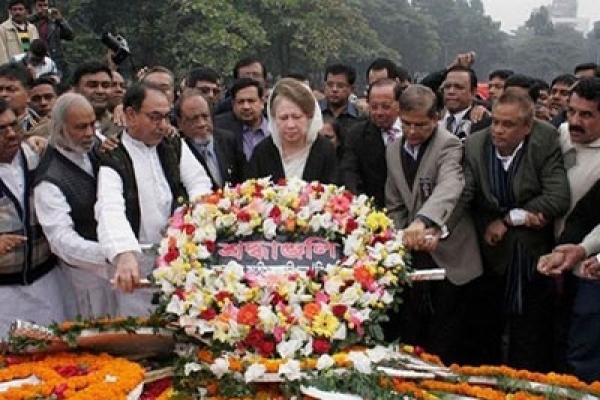 শহীদ বুদ্ধিজীবীদের প্রতি খালেদা জিয়ার শ্রদ্ধা