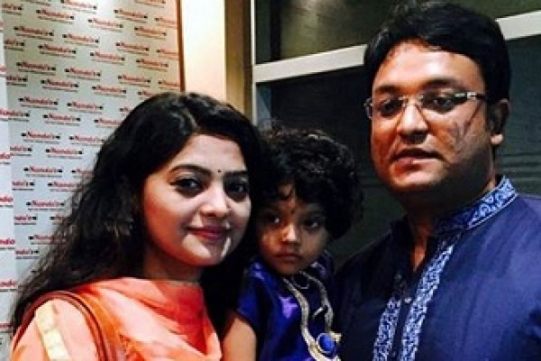 ‘মেয়ের মুখের দিকে তাকালে শিবলিকে মিস করি’