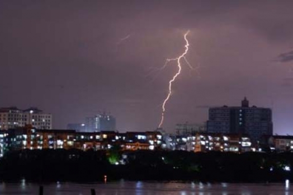 বাংলাদেশে দশ লাখ তালগাছ লাগিয়ে বজ্রপাত ঠেকানোর পরিকল্পনা