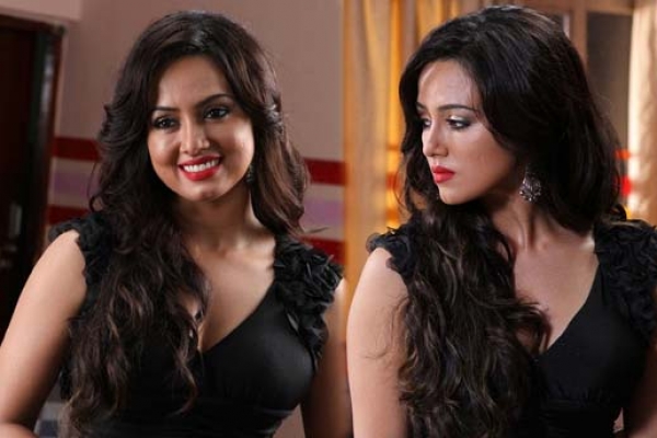 আপত্তিকর অভিযোগে গ্রেপ্তার হন সানা খান