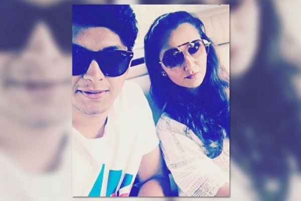 ছবিতে সানিয়া মির্জার সঙ্গের এই পুরুষটি কে?