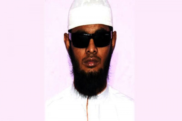 কুরআন প্রতিযোগিতা অংশ নিতে দৃষ্টিপ্রতিবন্ধী হাফেজ আব্দুল করিমসহ ইরান যাচ্ছেন ৪জন