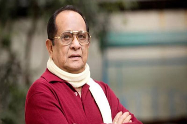 একুশে ফেব্রুয়ারিতে এফডিসি পরিচ্ছন্ন না দেখে চটেছেন নায়করাজ রাজ্জাক