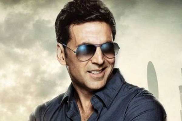 কেন রাজীব ভাটিয়া নাম ছাড়লেন অক্ষয়?