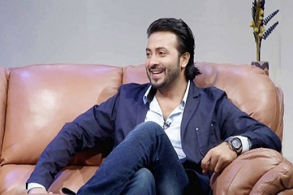 শঙ্কামুক্ত শাকিব খান