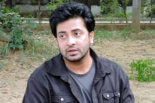 নায়ক শাকিব খানের জানা-অজানা কিছু তথ্য  নায়ক শাকিব খানের জানা-অজানা কিছু তথ্য