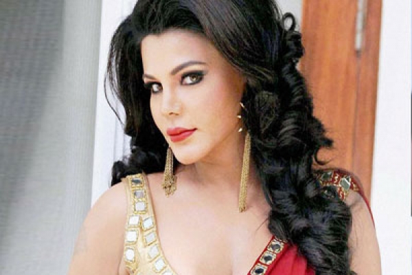 ভারতের মুসলিমরা কেন গরুর মাংস খেতে পারবে না ? প্রশ্ন রাখি সাওয়ান্তের