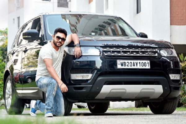 টালিগঞ্জের ইতিহাসে এটিই  সবচেয়ে দামি গাড়ি, যার মালিক সোহম