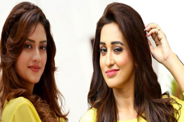 মিমি নুসরাতের বোন! ফাঁস করলেন বাংলার আইটেম গার্ল