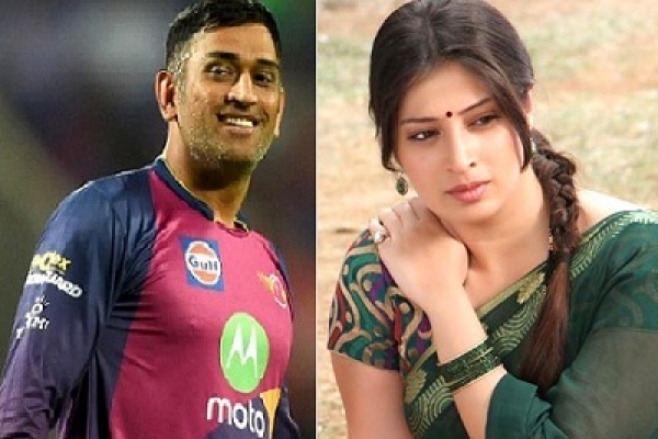 পর্দায় প্রাক্তন প্রেমিকার সঙ্গে ফিরছেন ধোনি!