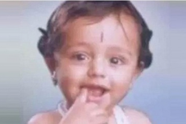 প্রভাসের ছোটবেলার ছবি অনলাইনে ভাইরাল!