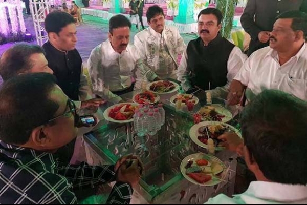 দাউদ ইব্রাহিমের ভাইঝির বিয়েতে মন্ত্রী ও পুলিশ কর্মকর্তারা!