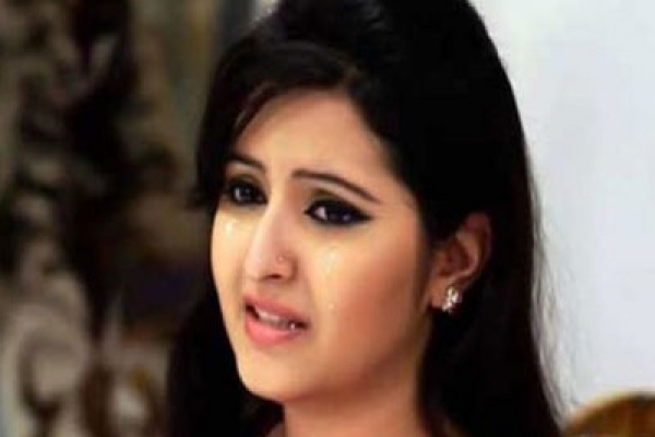 ঈদে রান্না করতে পারেননি পরীমনি