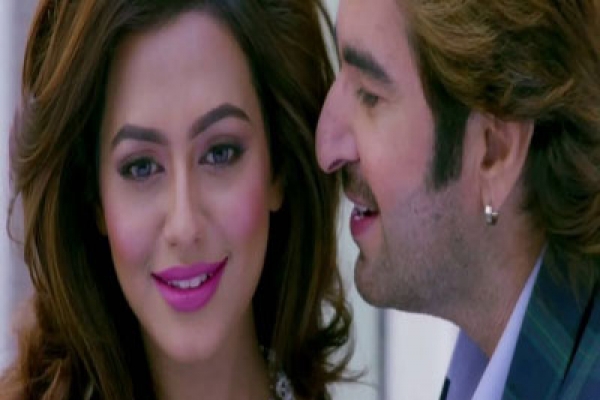 জিত কখনোই সুপারস্টারসুলভ ব্যবহার করে না: নুসরাত
