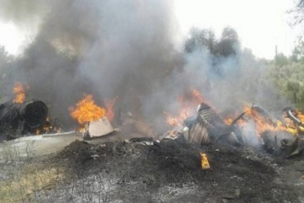 ভেঙে পড়ল ভারতীয় সেনার হেলিকপ্টার