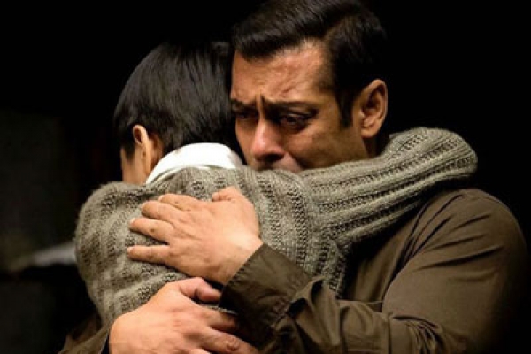 জানেন ‘টিউবলাইট’ না চলার জন্য সালমান খান কী করছেন?