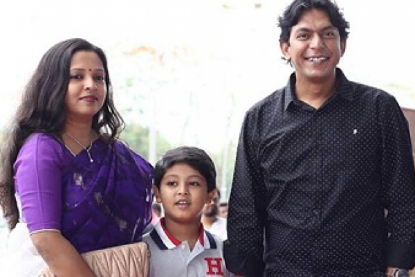 চঞ্চল চৌধুরী’র সঙ্গে কী সম্পর্ক এই নারীর? অবশেষে জানা গেলো