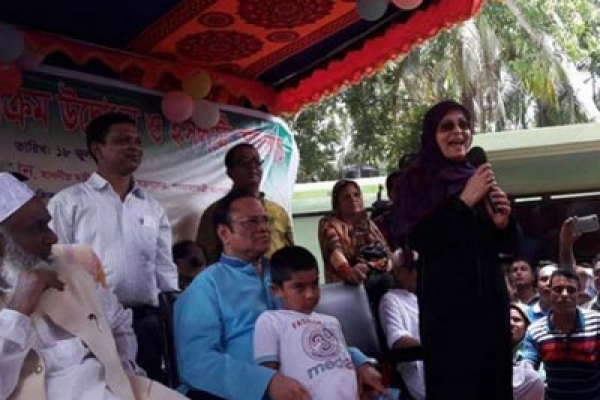 কোরআন শিক্ষা কার্যক্রমের উদ্বোধন করলেন শাবানা