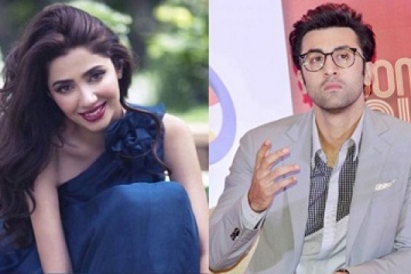   পাকিস্তানি গিয়ে মাহিরার সঙ্গে ‘লুকিয়ে’ দেখা করেন বলিউড সুপারস্টার রণবীর!