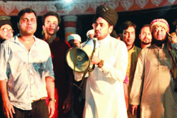 ইসলামের দাওয়াত নিয়ে ধানমণ্ডিতে অনন্ত জলিল