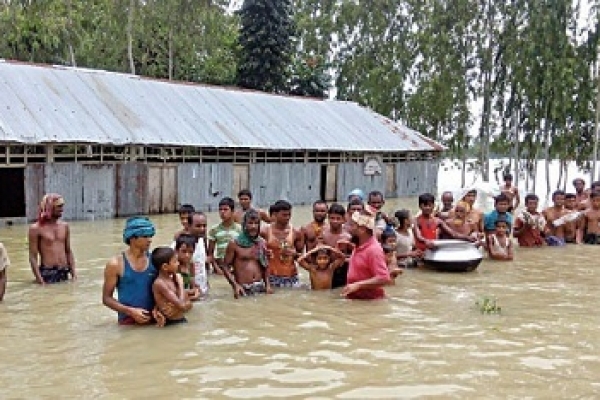 ভয়াল রূপ নিচ্ছে বন্যা, এখন ২৮ জেলা জুড়ে বিস্তার