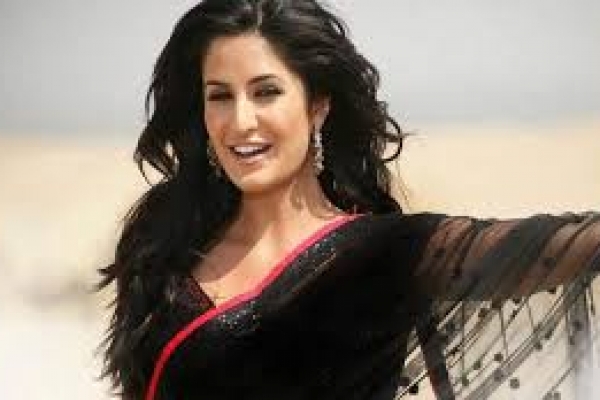 সুন্দরী হয়ে অপরাধ করেছেন ক্যাটরিনা!