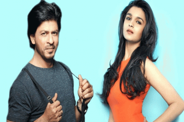 যে কারণে অল্প বয়সী নায়িকাদের সঙ্গে অভিনয় করেন শাহরুখ খান
