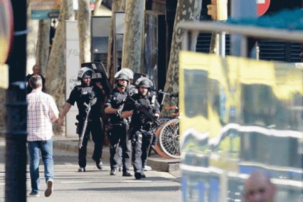 বার্সেলোনার হামলার দায় স্বীকার করেছে আইএস