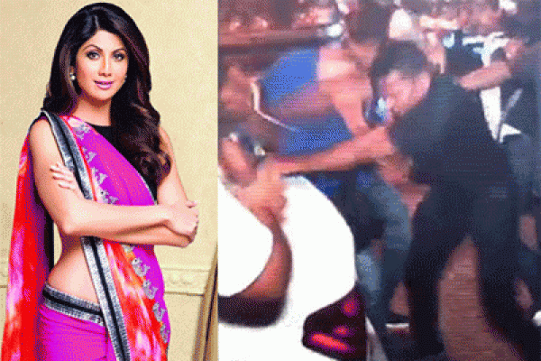 শিল্পার ছবি তুলতে গিয়ে মার খেলো ফটোগ্রাফার