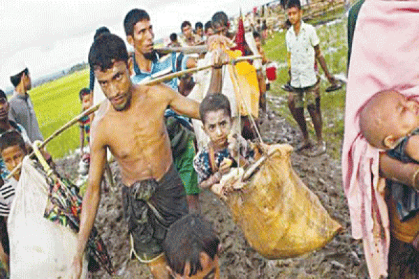 রোহিঙ্গা সমস্যা: কে যে কী স্বার্থে কথা বলছে বা চুপ থাকছে!