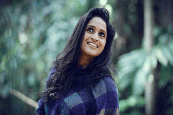 গরুর মাংস খাওয়ায় হেনস্তার শিকার এই অভিনেত্রী