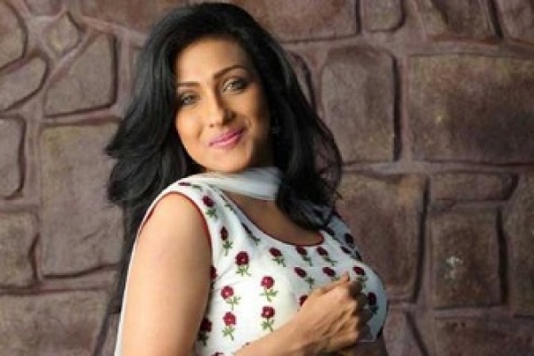 ঢাকায় ঋতুপর্ণা, এফডিসিতে ডুপ্লেক্স বাড়ি