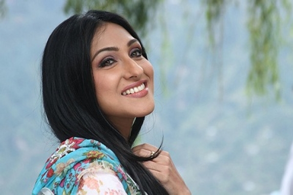 শাকিব-জয়া তো খুব ভালো করছে: ঋতুপর্ণা