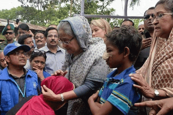 বিশ্ব মানবতা কাঁদেনি, কাঁদলেন মমতাময়ী প্রধানমন্ত্রী শেখ হাসিনা