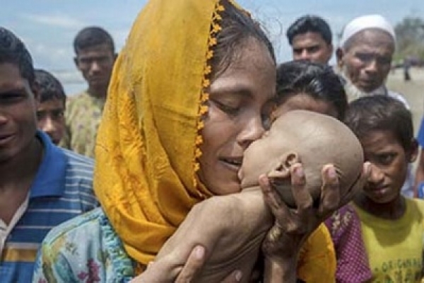 রোহিঙ্গাদের চার হাজার কোটি টাকার ত্রাণ দিচ্ছে সৌদি বাদশাহ
