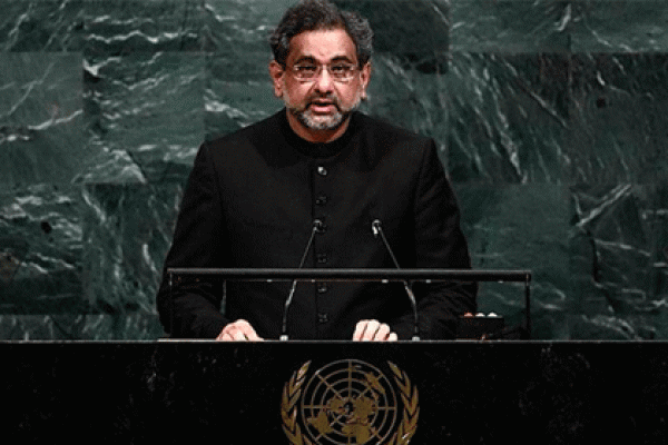 কারো ‘বলির পাঠা’ হয়ে বেঁচে থাকতে প্রস্তুত নই: পাকিস্তানের প্রধানমন্ত্রী