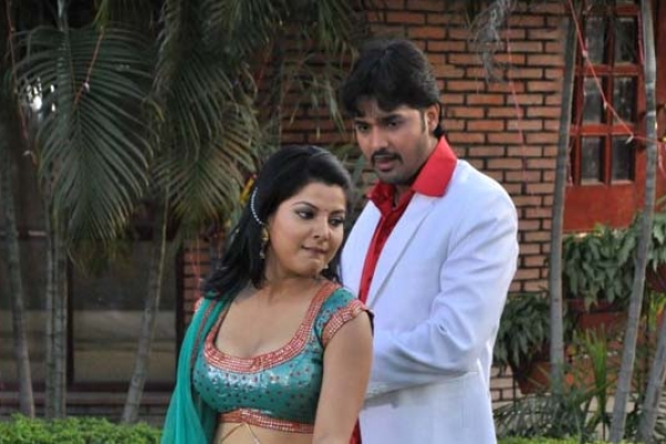 নারী কেলেঙ্কারীতে ফেঁসে গ্রেফতার ভারতের এক বিখ্যাত নায়ক!