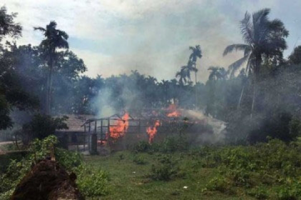 রাখাইনে সেনাবাহিনীর ধ্বংসযজ্ঞের প্রমাণ পেয়েছেন ২০ রাষ্ট্রদূত